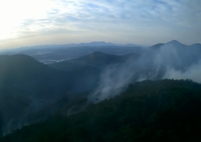 산청 산불, 10일째 … ‘두꺼운 낙엽층’에 진화 난항