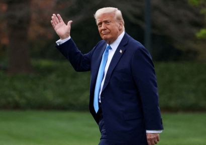 푸틴 압박하는 트럼프…"휴전 합의 안하면 러 원유에 50% 세컨더리 관세"