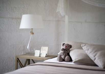 "침대 밑에 괴물이 있어요"…아이 말에 확인해봤다가 '깜짝'