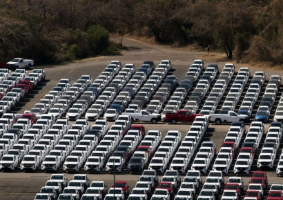 관세 영향에 美 자동차 판매 급증…"가격 뛰기 전에 사자"