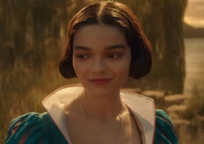 이 정도로 망할 줄은…3700억 제작비 백설공주 2주만에 결국