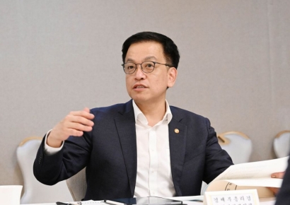 최상목 "통상·민생 추경 필요…국회와 긴밀히 소통"