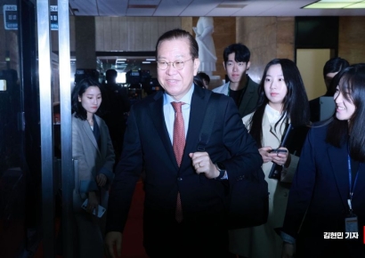 [포토] 출근하는 권영세 비대위원장