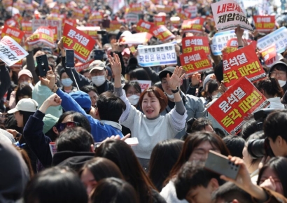 [르포]“우리가 이겼다”…선고 순간 엇갈린 희비[윤석열 파면]