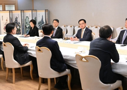 [윤석열 파면]최상목 경제팀 "두 달간 경제안정·신인도 사수에 총력"(종합)