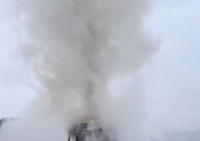 구리 토평동 고속도로 갓길 주차 5t 트레일러 불…인명피해 없어