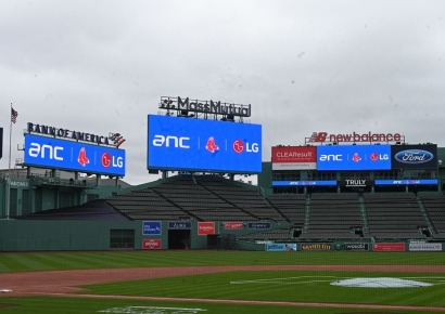 '美 보스턴 레드삭스' 홈구장에 떴다, LG전자 기술력
