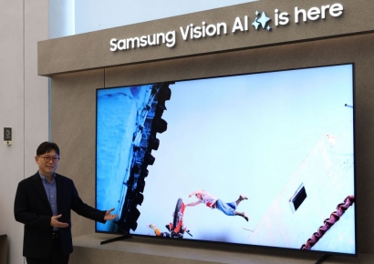 삼성·LG, 올레드TV 놓고 또 신경전…"77인치 1위" vs "잘못된 데이터" 