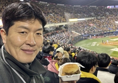야구 중계하다 "햄버거 가게하는 김병현"…노골적 홍보 심판대