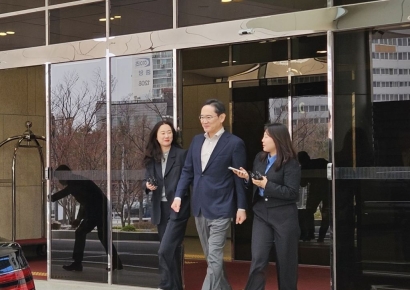 이재용, 일본 출장 마치고 귀국…'관세 압박' 속 보폭 확대