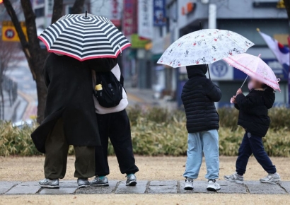 [내일날씨]동해안 일부 눈비…강원 산지 최대 20㎝ 적설