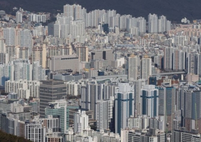 비수도권 아파트 매매 봄바람?…"저렴한 물건 찾는 사람 뿐"