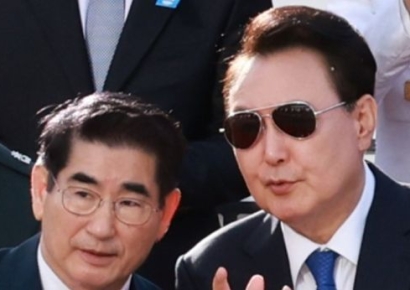 尹파면 후 첫 내란 재판…檢 “대통령 긴급조치권, 사법심사 대상”