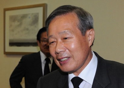 57년 전 "무장 공비가 쳐들어왔다" 신고한 나무꾼, 故김신조 빈소 찾아