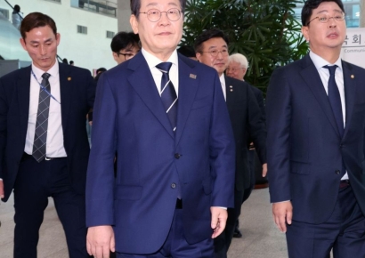 이재명, 공식카페에 "진짜 대한민국 만들고 싶다…혼쭐내주셔도 좋다"