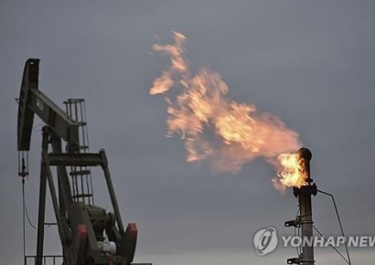 금값 사상 최고치 경신, 모든 자산 출렁 어쩌나…