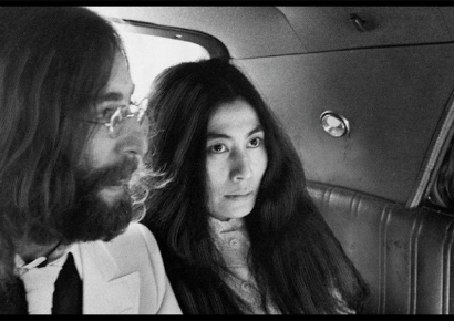 "못생긴 일본인이라 말하며 때려"…오노 요코, 비틀스 팬들에 겪은 수난 고백