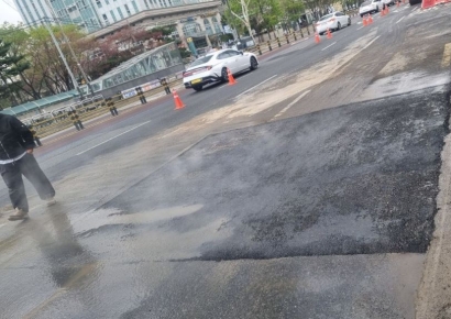 서울 마포구 지하철 애오개역 부근 싱크홀 응급 복구 완료