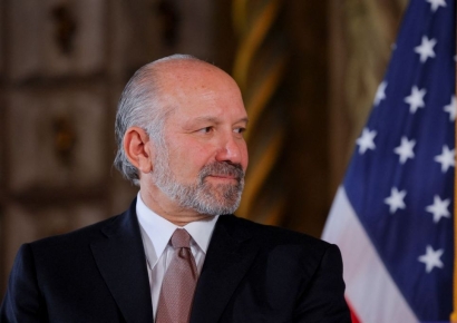 美, 폰·PC 관세 예외 한시 조치…"한 달 후 반도체 관세 부과"