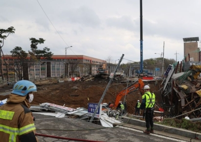 [포토] 비 속 실종자 찾기 재개