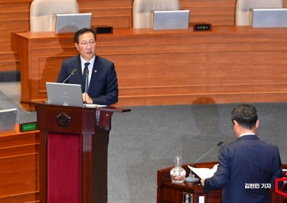 [포토] 의원 질의에 답하는 박성재 법무부 장관