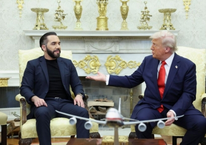 오락가락 트럼프…폰·PC 이어 '車 부품' 관세 면제 시사