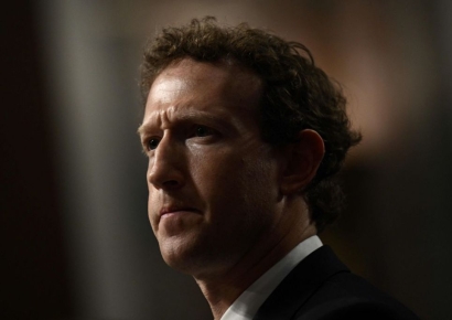 저커버그 "인스타 카메라앱 페북보다 좋아서 인수"