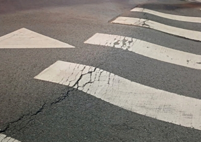 "횡단보도 아스팔트가 울렁"…인천 부평역 앞 또 '땅꺼짐'