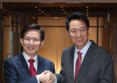 오세훈에 연일 '러브콜'…金 "경의 표해" 洪 "공약 이어받을 것"