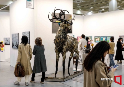 [포토] 2025 화랑미술제 VIP 프리뷰