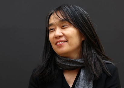 한강, 산문집 '빛과 실' 내주 출간…'시중 산문집으로는 유일'