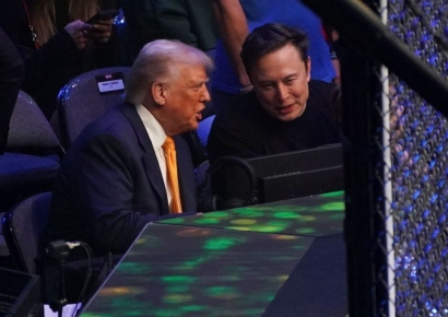 "머스크가 中전쟁계획 못 듣게 막은 사람은 트럼프"