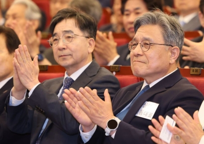 이재명 싱크탱크 '성장과 통합' 논란 속 해체…공동대표 "인지 못해"(종합) 