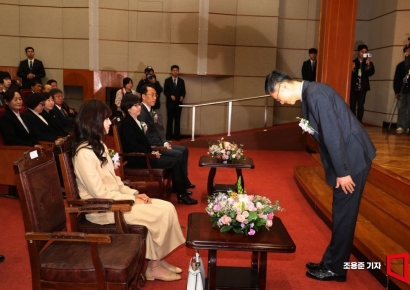 [포토] 퇴임 인사하는 문형배,헌법재판소장 대행