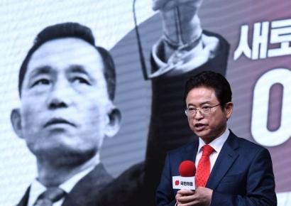 [포토] 비전 발표하는 이철우 후보