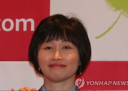 '최태원 동생' 최기원 이사장, SK 주식 3500주 장내 매수