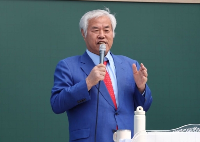 전광훈 대선 출마 이유 들어보니…"尹 통일대통령 복귀"