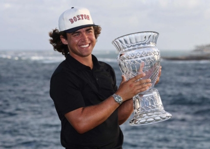 히고, 4년 만에 우승 환호