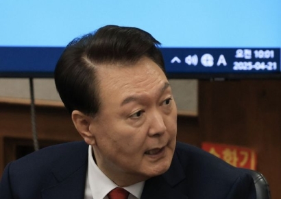 尹측 "의원 끌어내기 불가"…조성현 "알면서 왜 그런 불가능한 지시했나"