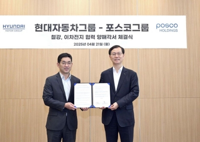 '한 지붕 두 철강' 포스코·현대제철, 美 장벽 앞 동맹 결성