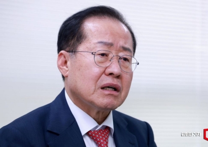 홍준표, '절윤 거부' 장동혁에 "내란정당 수렁…미래 없다"