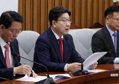 [포토] 권성동, 李 경제 공약에 "시장 향한 조롱이나 다름없어"