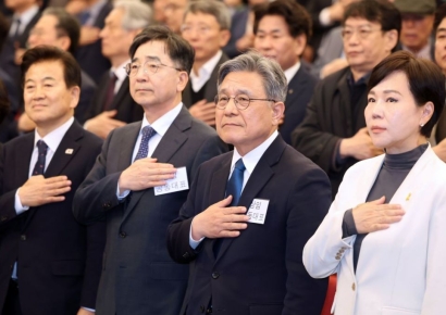 이재명 싱크탱크 '성장과통합'…'아동·여성·청년' 정책 안보인다