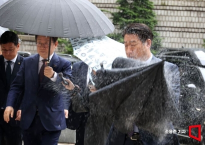 [포토] 법원 출석하는 이재명 전 대표