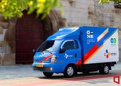 쿠팡 잡으려고 대형마트 새벽배송…13년 만의 '변심'에 활짝 웃는 이곳[주末머니]