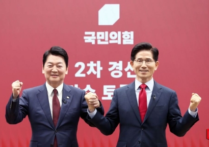 김문수, 대선후보 직속 정치 고문에 안철수 임명..."安 정치적 자산 흡수"