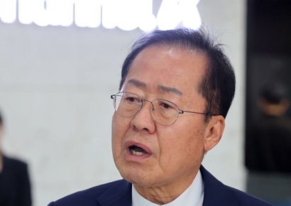 '폭삭' 양관식·오애순처럼 50년 살았다…"페미니즘보다 패밀리즘" 외친 홍준표