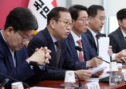 국민의힘 "이재명 이미 권력 쥔 듯...일극독재정당 입증"