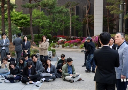 [포토] 검찰 출석하는 명태균
