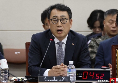 SKT 유영상 "유심교체 최우선순위로…공항 유심교체 3배 확대"